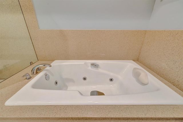 3608 54TH DRIVE W 202, Bradenton, FL 34210