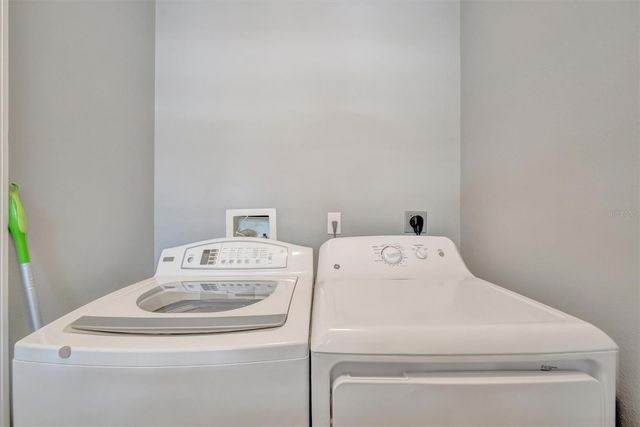 3608 54TH DRIVE W 202, Bradenton, FL 34210