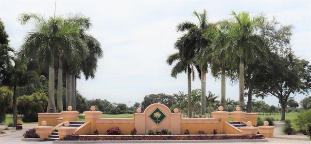 3608 54TH DRIVE W 202, Bradenton, FL 34210