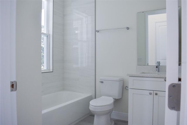 163 BLAZING STAR AVENUE, Lake Alfred, FL 33850