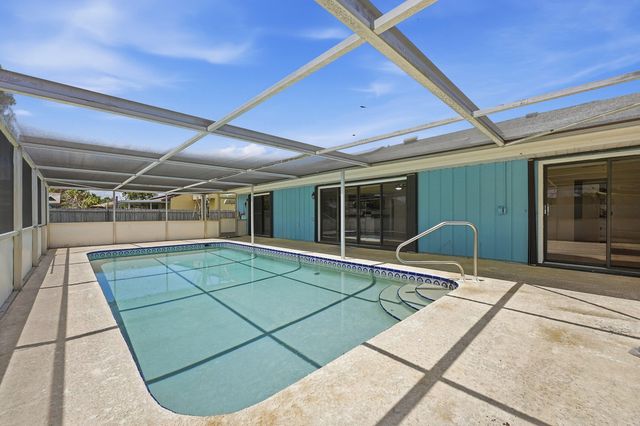 814 SE Celtic Avenue, Port St. Lucie, Port St Lucie, FL 34983