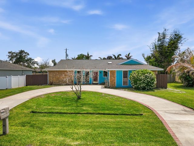 814 SE Celtic Avenue, Port St. Lucie, Port St Lucie, FL 34983
