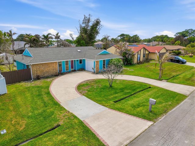 814 SE Celtic Avenue, Port St. Lucie, Port St Lucie, FL 34983