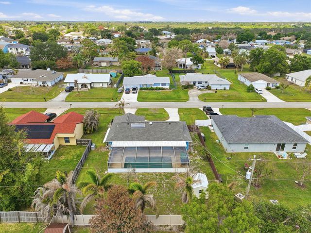 814 SE Celtic Avenue, Port St. Lucie, Port St Lucie, FL 34983