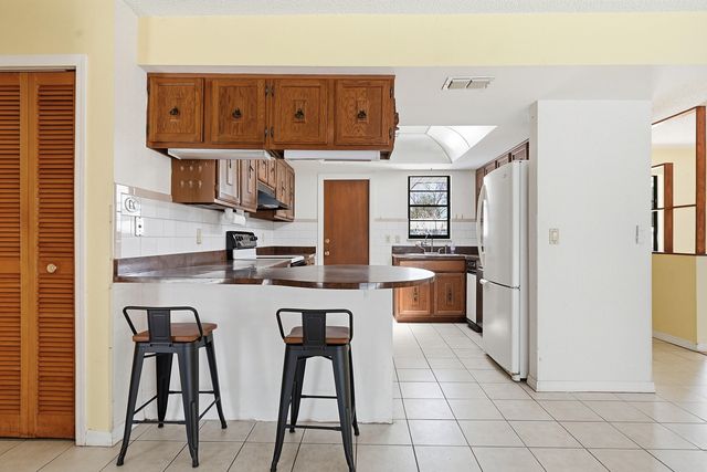 814 SE Celtic Avenue, Port St. Lucie, Port St Lucie, FL 34983