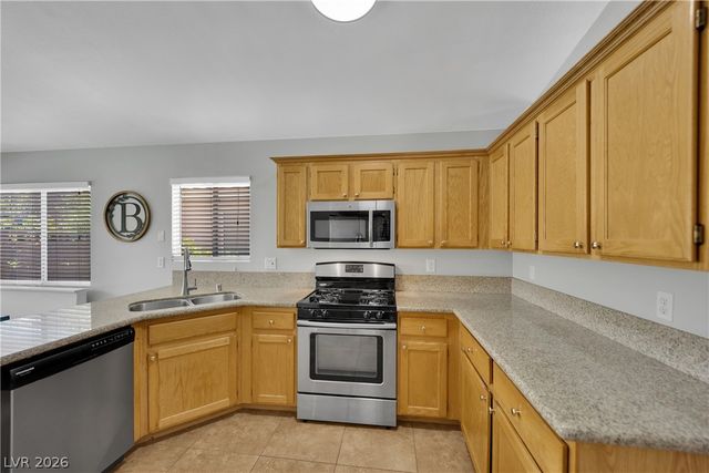 7133 Old Village Avenue, Las Vegas, NV 89129