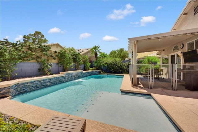 7133 Old Village Avenue, Las Vegas, NV 89129