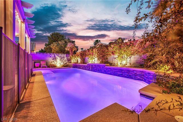 7133 Old Village Avenue, Las Vegas, NV 89129