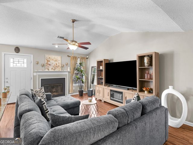 160 Country Mill Lane, Stockbridge, GA 30281