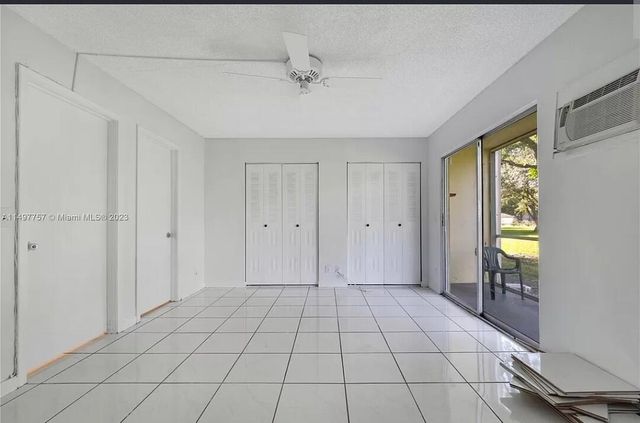 100 SW 132nd Way 109k, Pembroke Pines, FL 33027