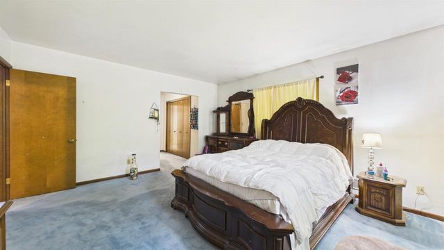 2450 BRENNER PLACE, Green Bay, WI 54301