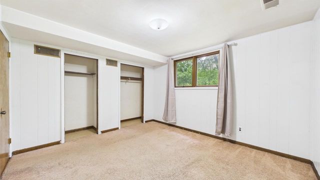 2450 BRENNER PLACE, Green Bay, WI 54301