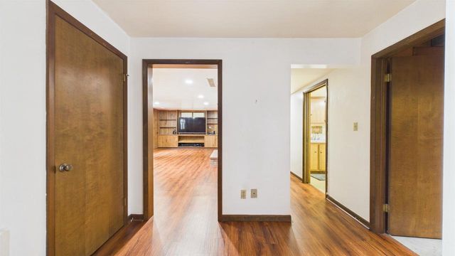 2450 BRENNER PLACE, Green Bay, WI 54301