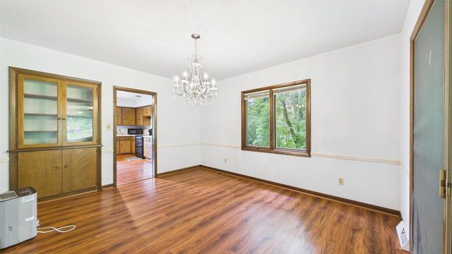 2450 BRENNER PLACE, Green Bay, WI 54301