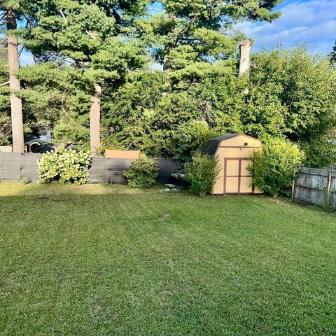 47 Thyme Ln, Springfield, MA 01129