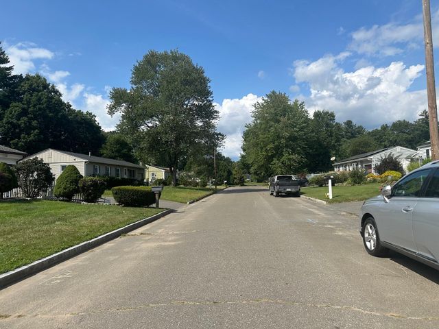 47 Thyme Ln, Springfield, MA 01129