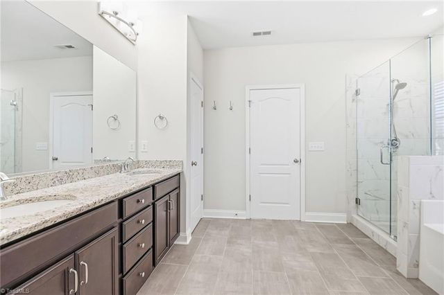 2925 Fernley Court, High Point, NC 27262