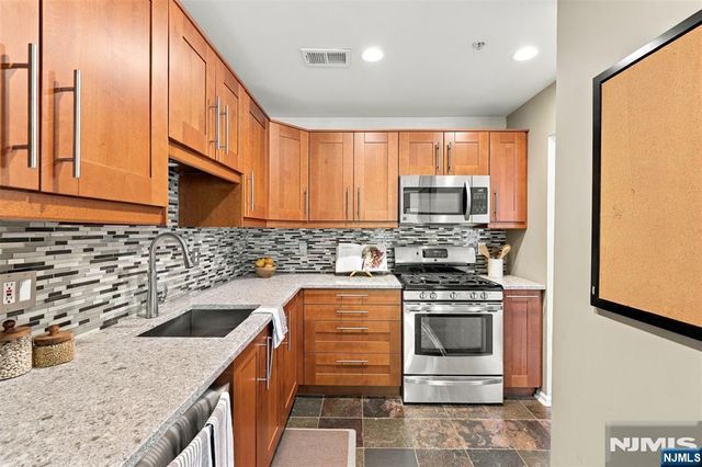 22 Greenbrook Drive, Bloomfield, NJ 07003