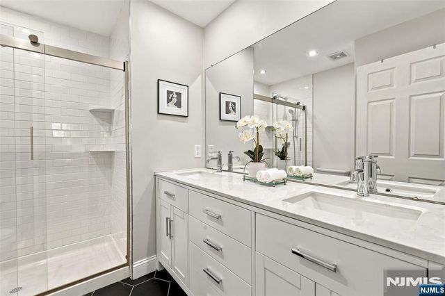 22 Greenbrook Drive, Bloomfield, NJ 07003
