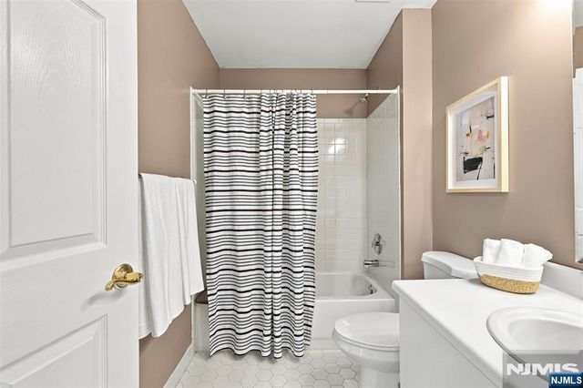 22 Greenbrook Drive, Bloomfield, NJ 07003