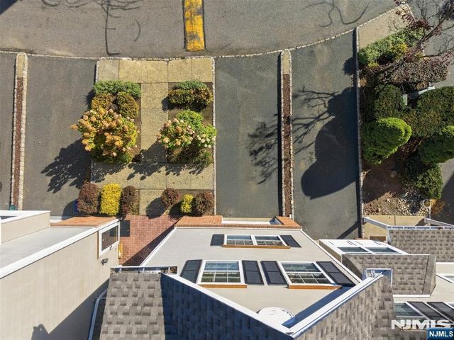 22 Greenbrook Drive, Bloomfield, NJ 07003
