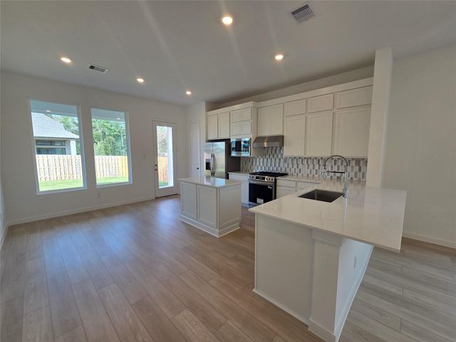 2123 Stillhouse Street, Montgomery, TX 77316