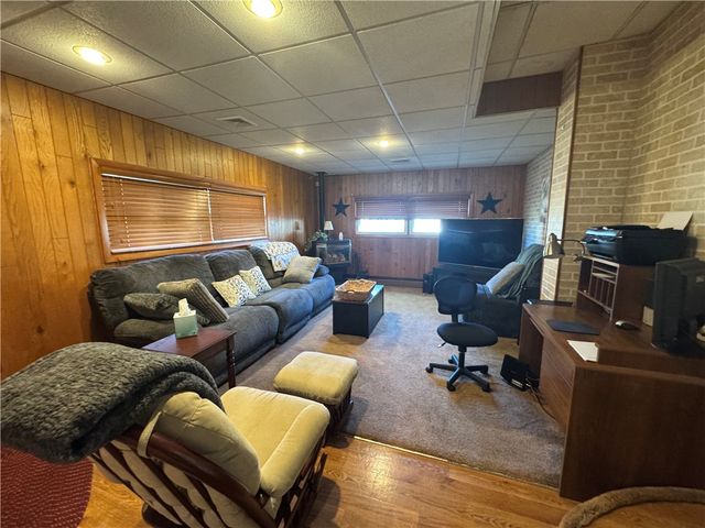 73 Armory Drive, Warwick, RI 02889