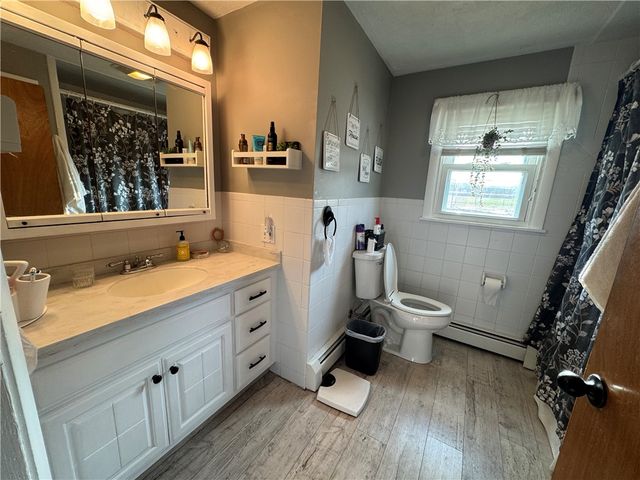 73 Armory Drive, Warwick, RI 02889