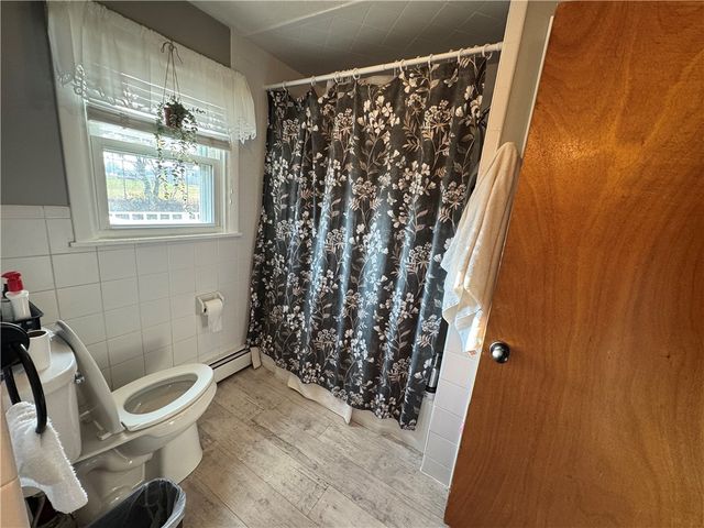 73 Armory Drive, Warwick, RI 02889