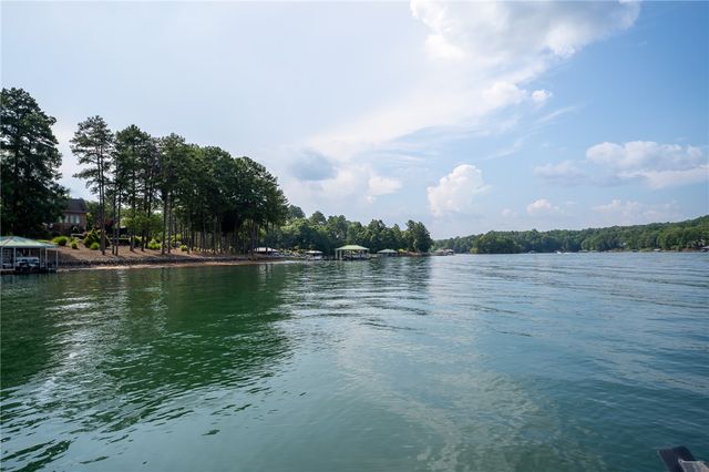 115 Maplewood Court, Seneca, SC 29672