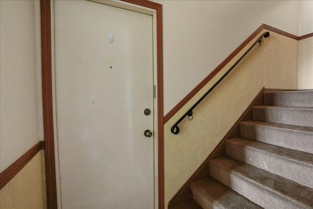 9512 Keilman Street 1n, St. John, IN 46373