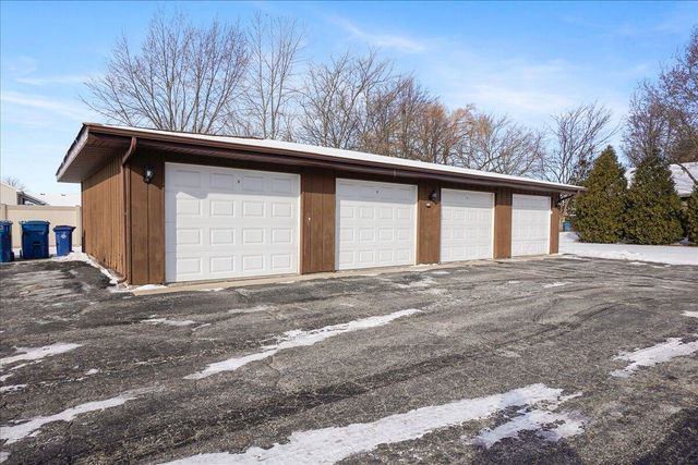 9512 Keilman Street 1n, St. John, IN 46373