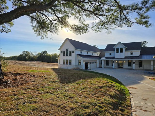 15360 Highlander Court, Montgomery, TX 77356