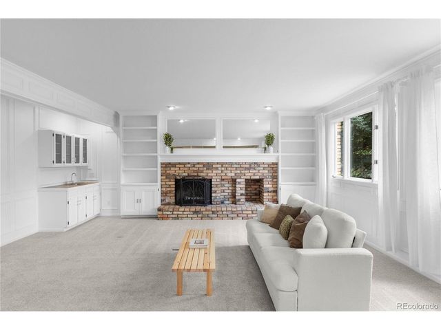 5796 S Kittredge Ct, Centennial, CO 80015