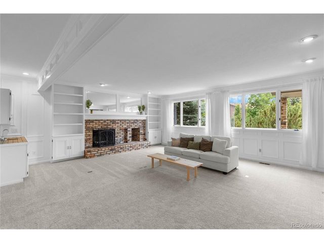 5796 S Kittredge Ct, Centennial, CO 80015