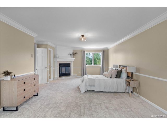 5796 S Kittredge Ct, Centennial, CO 80015