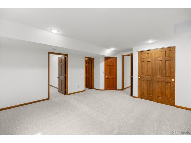 5796 S Kittredge Ct, Centennial, CO 80015
