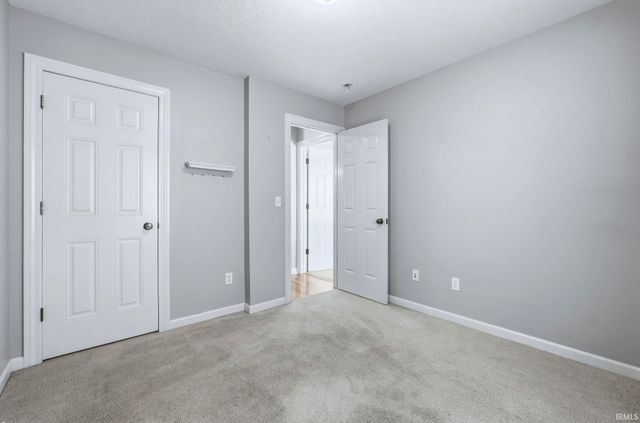 680 Helms Orange Drive, Roanoke, IN 46783