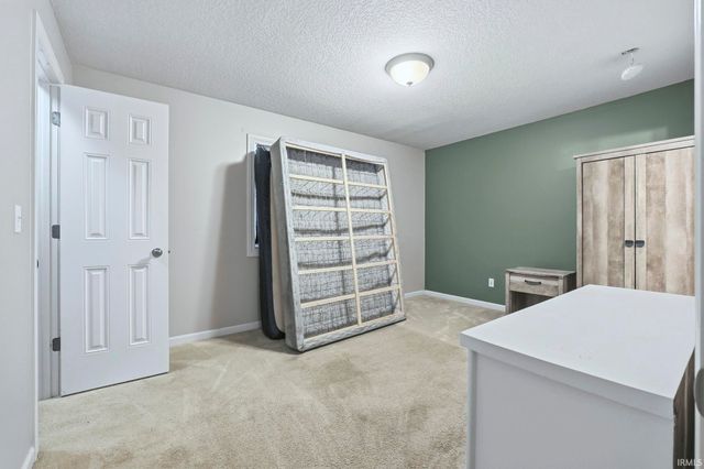 680 Helms Orange Drive, Roanoke, IN 46783