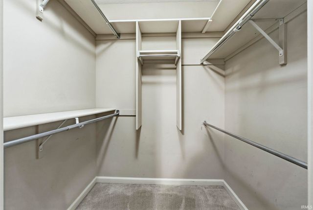 680 Helms Orange Drive, Roanoke, IN 46783