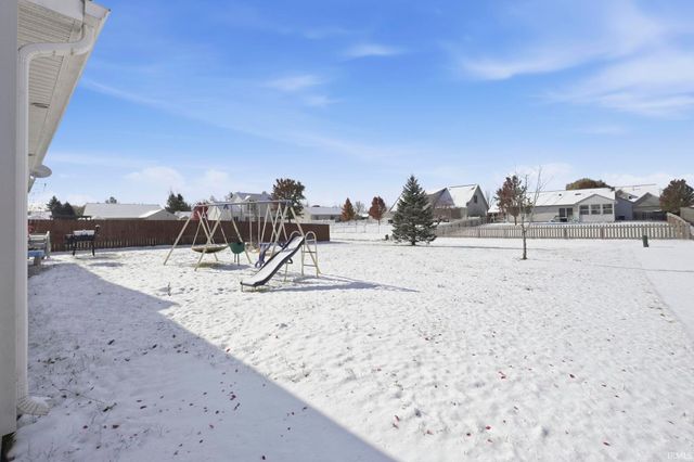 680 Helms Orange Drive, Roanoke, IN 46783