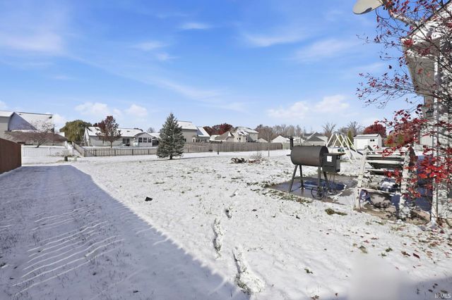 680 Helms Orange Drive, Roanoke, IN 46783