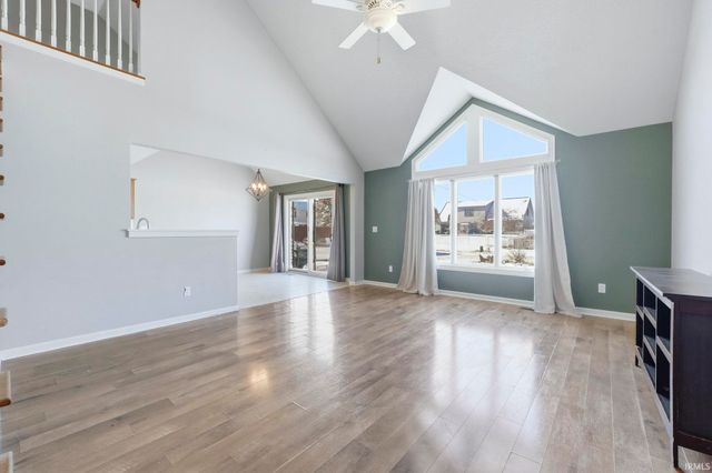 680 Helms Orange Drive, Roanoke, IN 46783