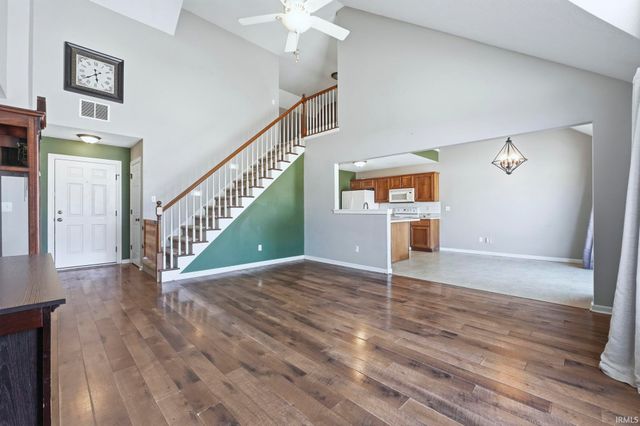 680 Helms Orange Drive, Roanoke, IN 46783