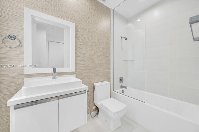 6310 NW 103rd Pl 201, Doral, FL 33178