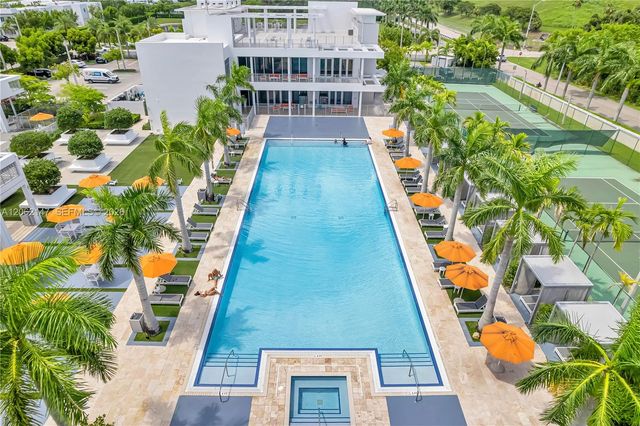 6310 NW 103rd Pl 201, Doral, FL 33178