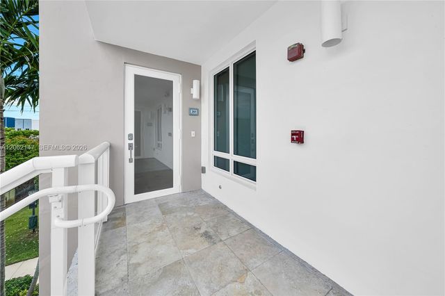 6310 NW 103rd Pl 201, Doral, FL 33178