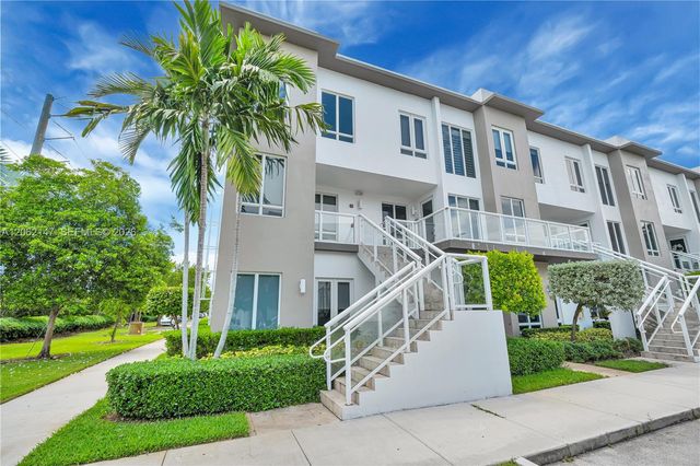 6310 NW 103rd Pl 201, Doral, FL 33178