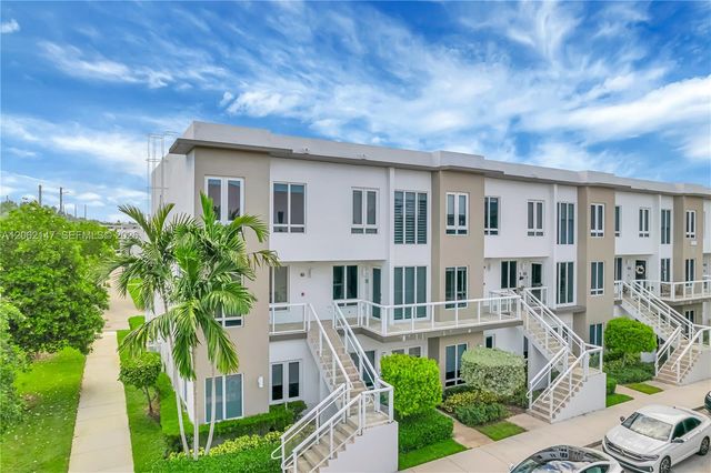 6310 NW 103rd Pl 201, Doral, FL 33178