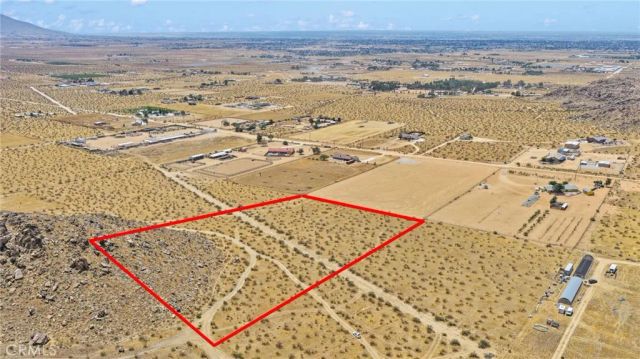 14323 Fairview Valley, Apple Valley, CA 92307